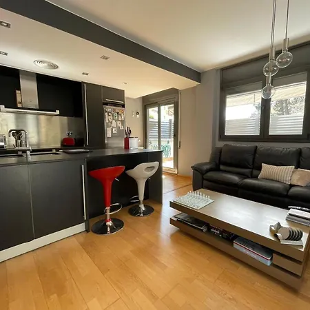 Precioso Con Piscina Y Parking Apartment